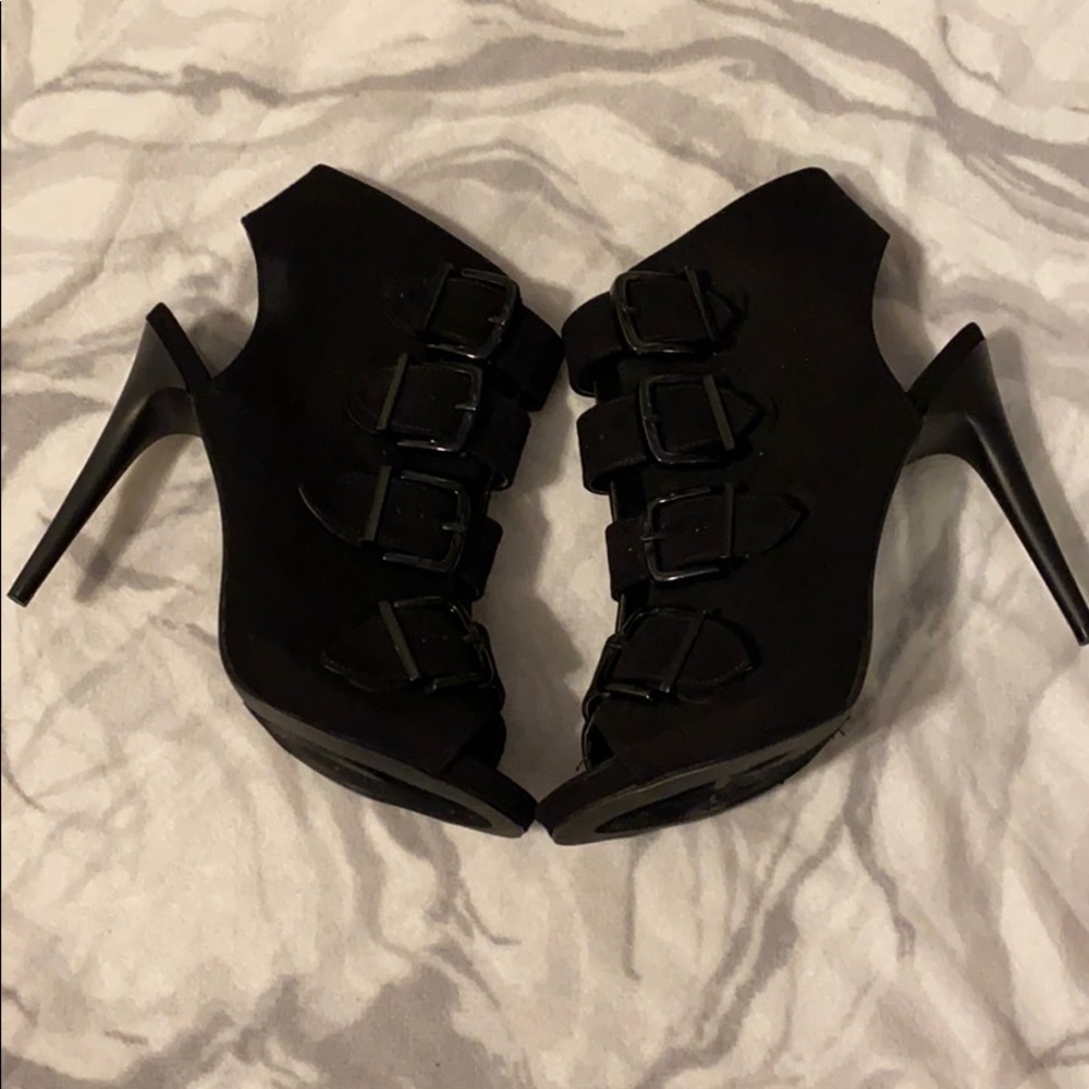 Women’s high heels - Picture 4 of 6
